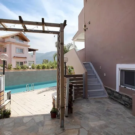 Apartment Dionysia S1 *