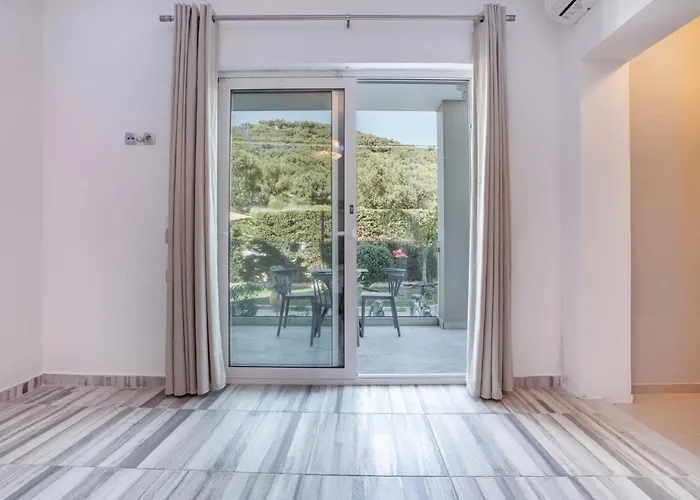 Dionysia S1 Apartman *